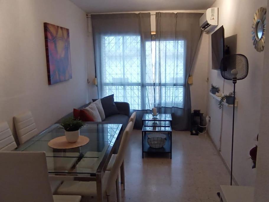 Apartamento Plaza Toros Севілья Екстер'єр фото